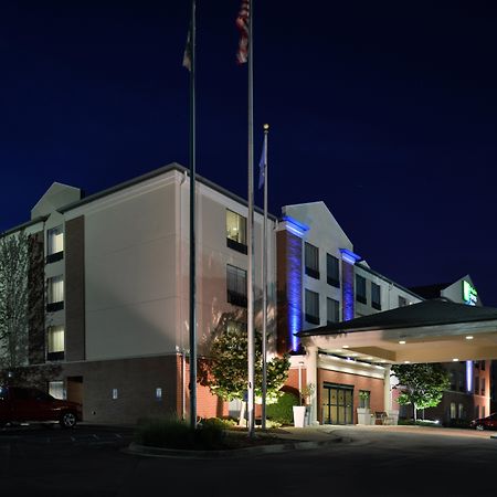 Holiday Inn Express Hotel & Suites Milwaukee-New Berlin By Ihg Luaran gambar