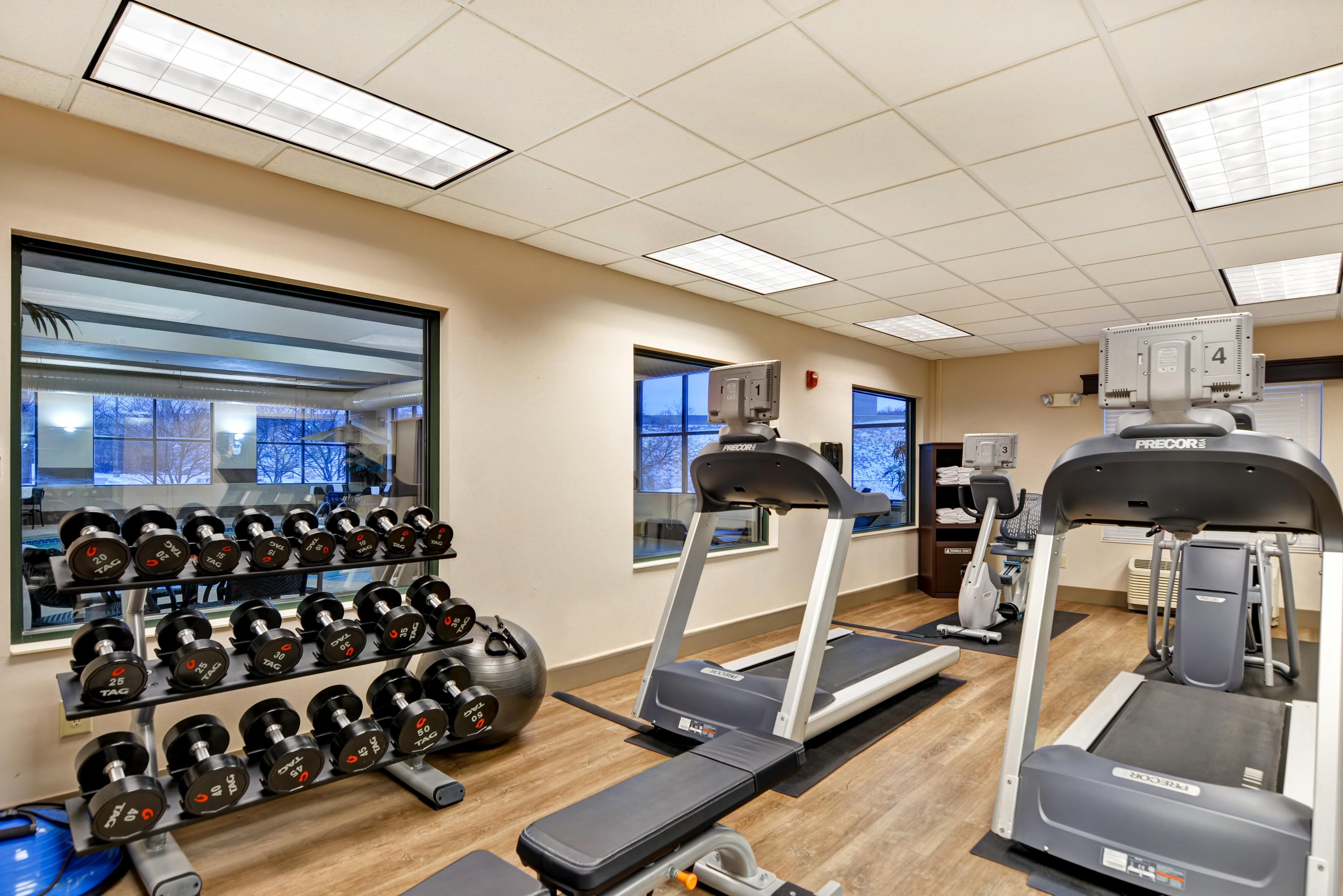 Holiday Inn Express Hotel & Suites Milwaukee-New Berlin By Ihg Luaran gambar