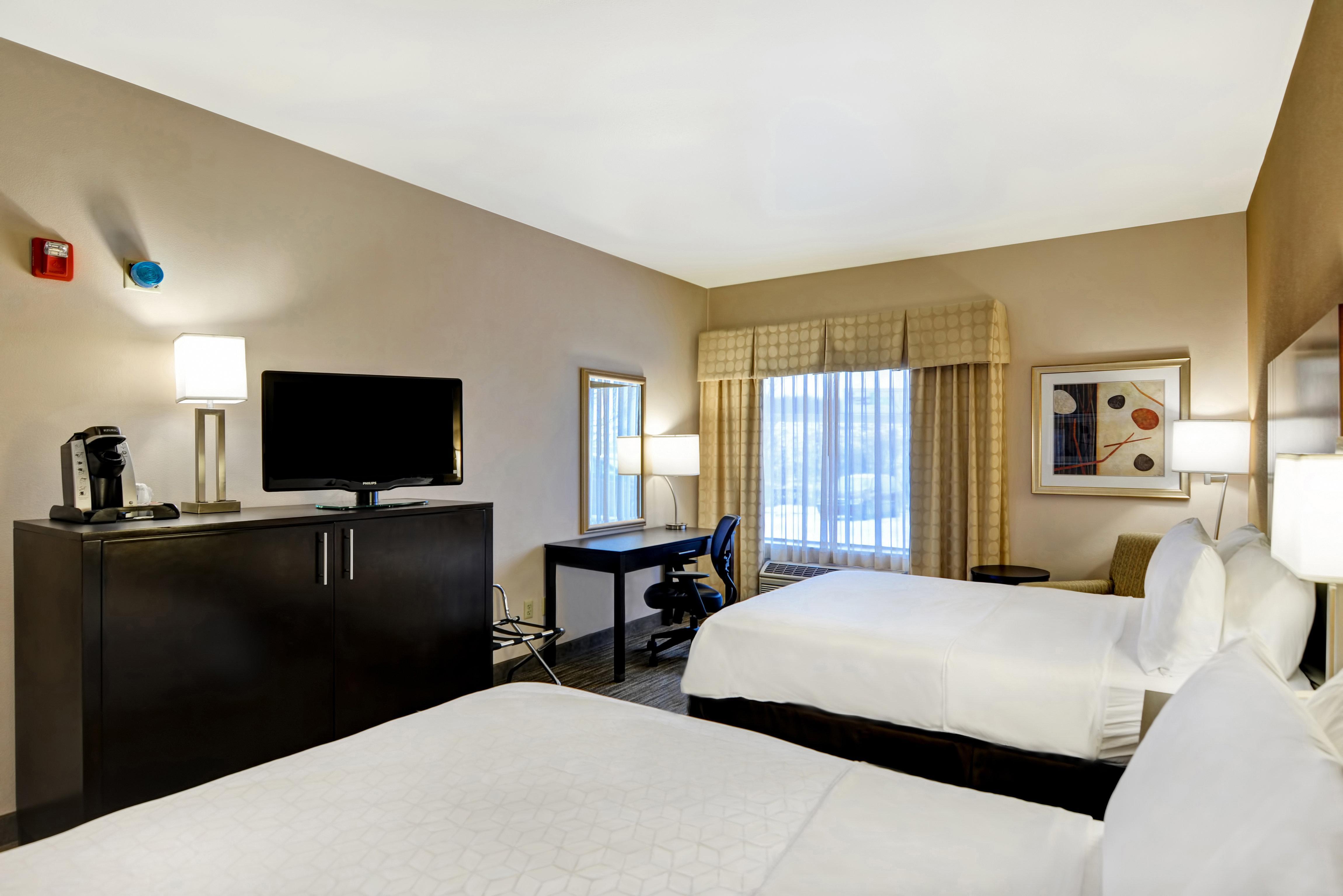 Holiday Inn Express Hotel & Suites Milwaukee-New Berlin By Ihg Luaran gambar