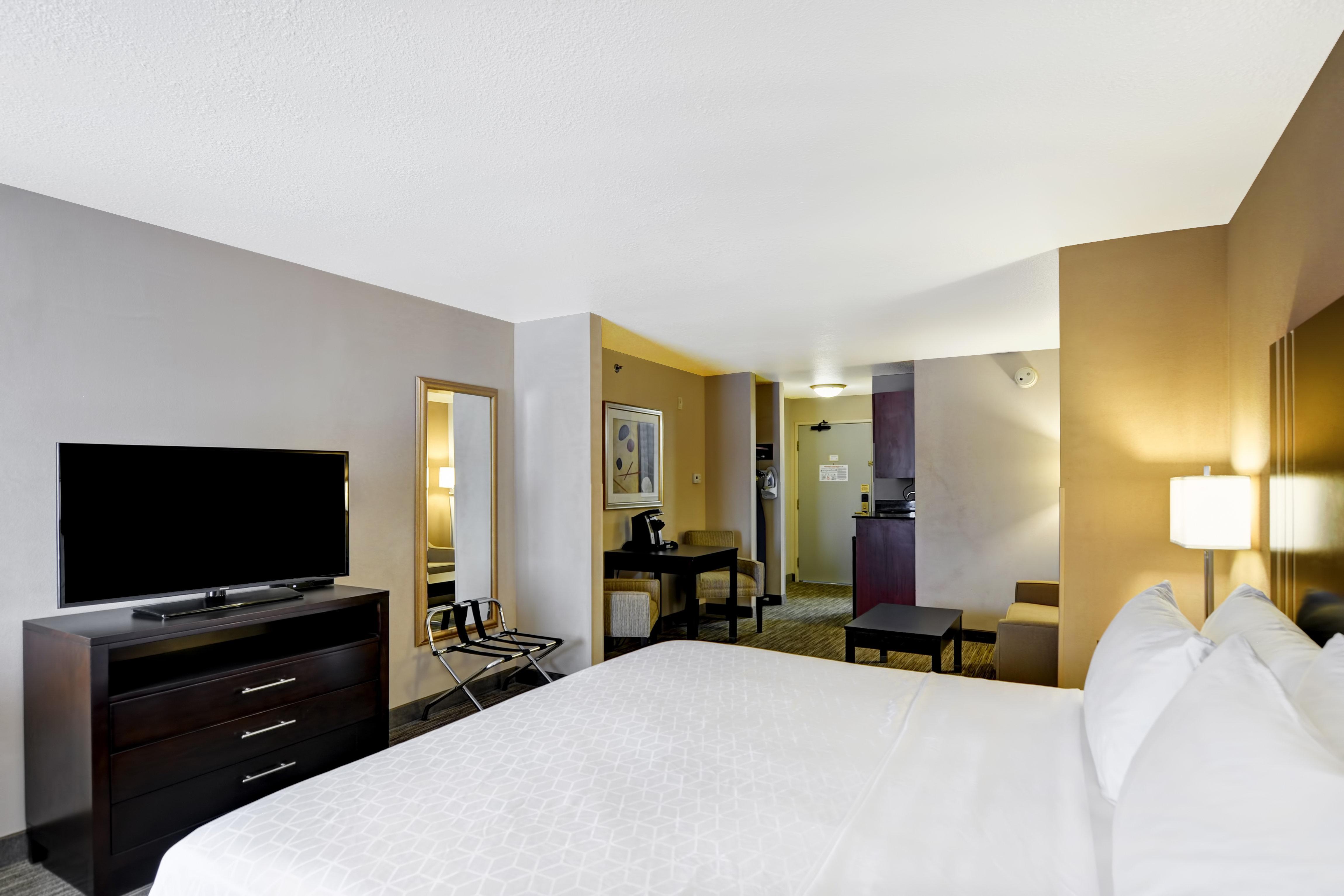 Holiday Inn Express Hotel & Suites Milwaukee-New Berlin By Ihg Luaran gambar