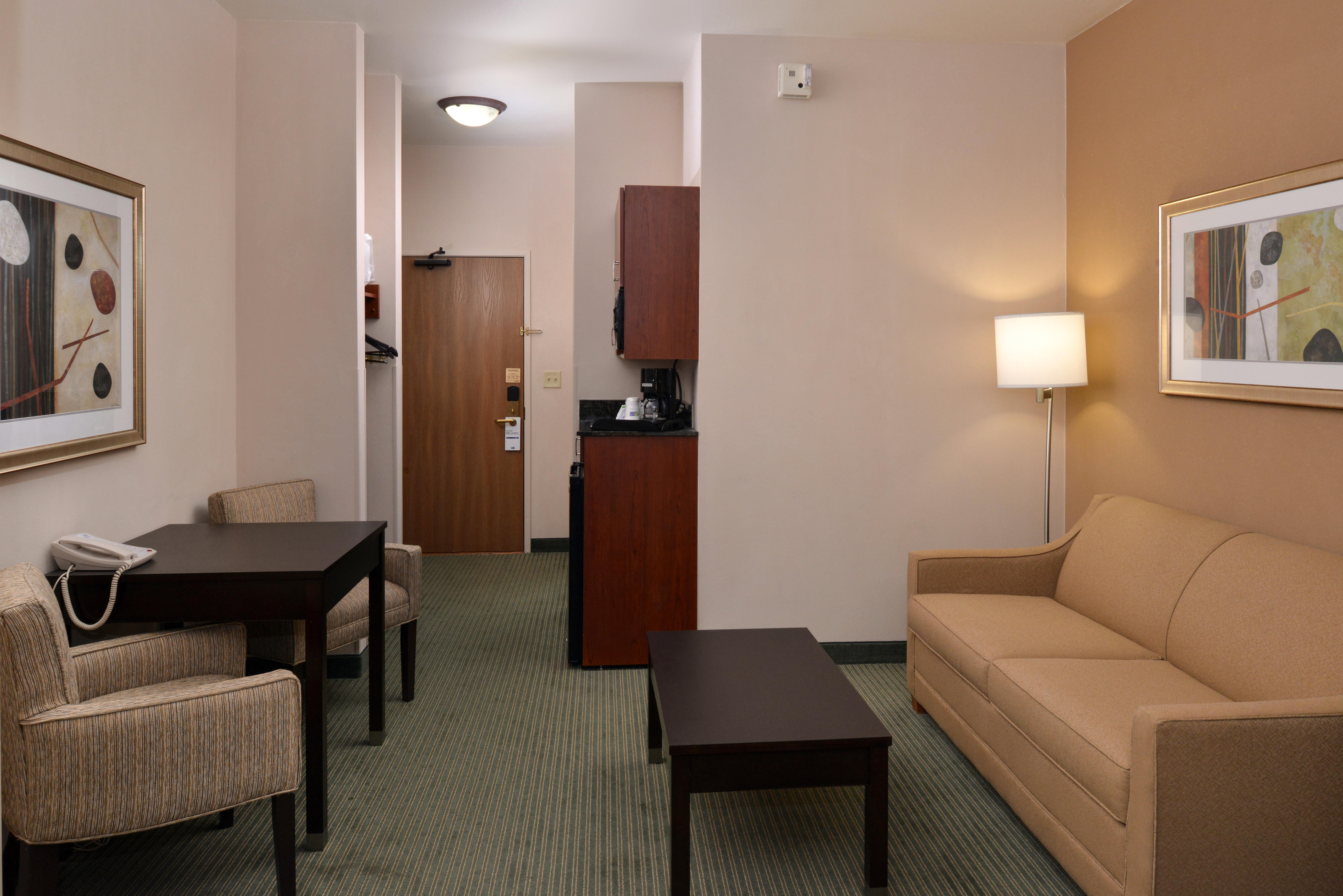 Holiday Inn Express Hotel & Suites Milwaukee-New Berlin By Ihg Luaran gambar