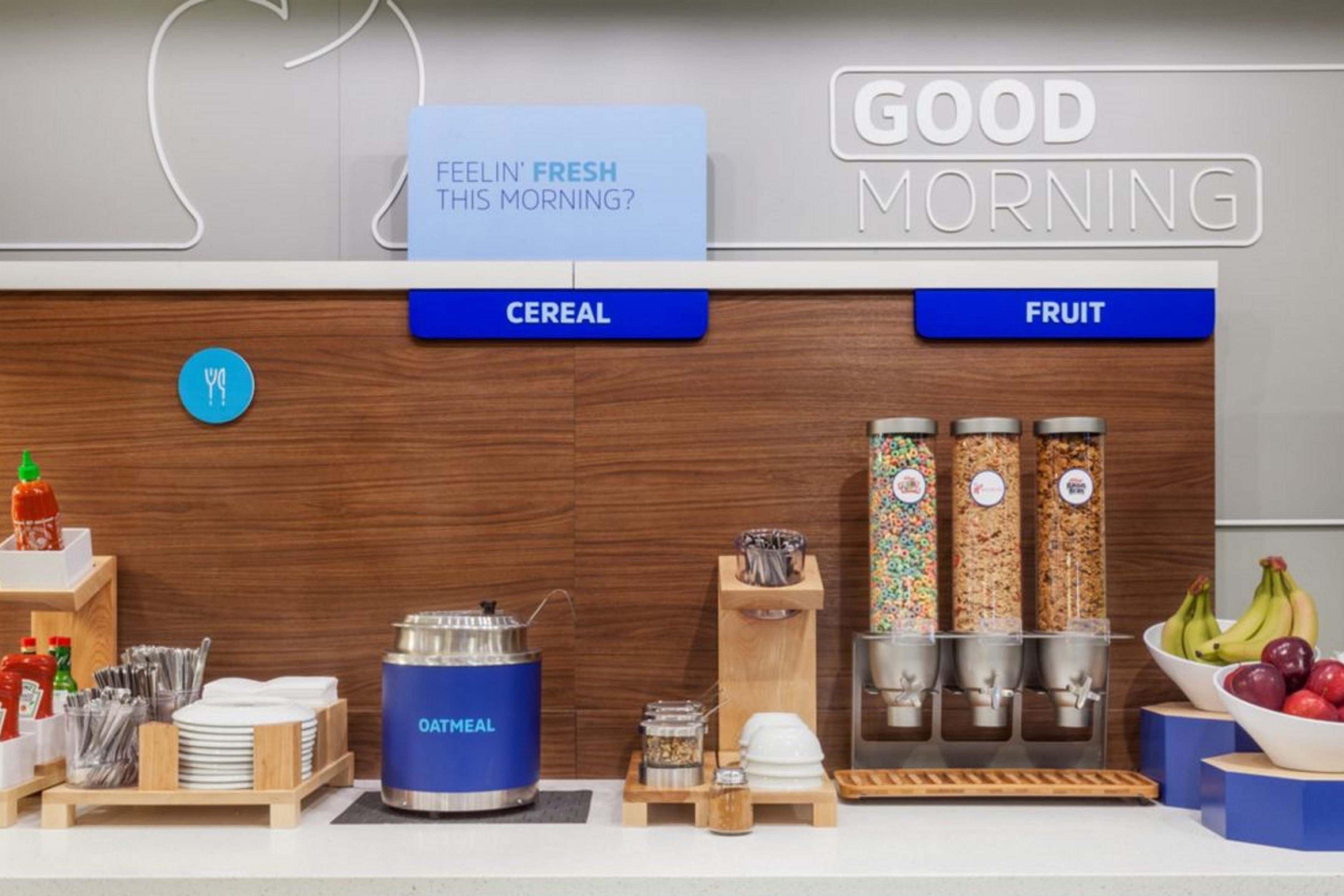 Holiday Inn Express Hotel & Suites Milwaukee-New Berlin By Ihg Luaran gambar