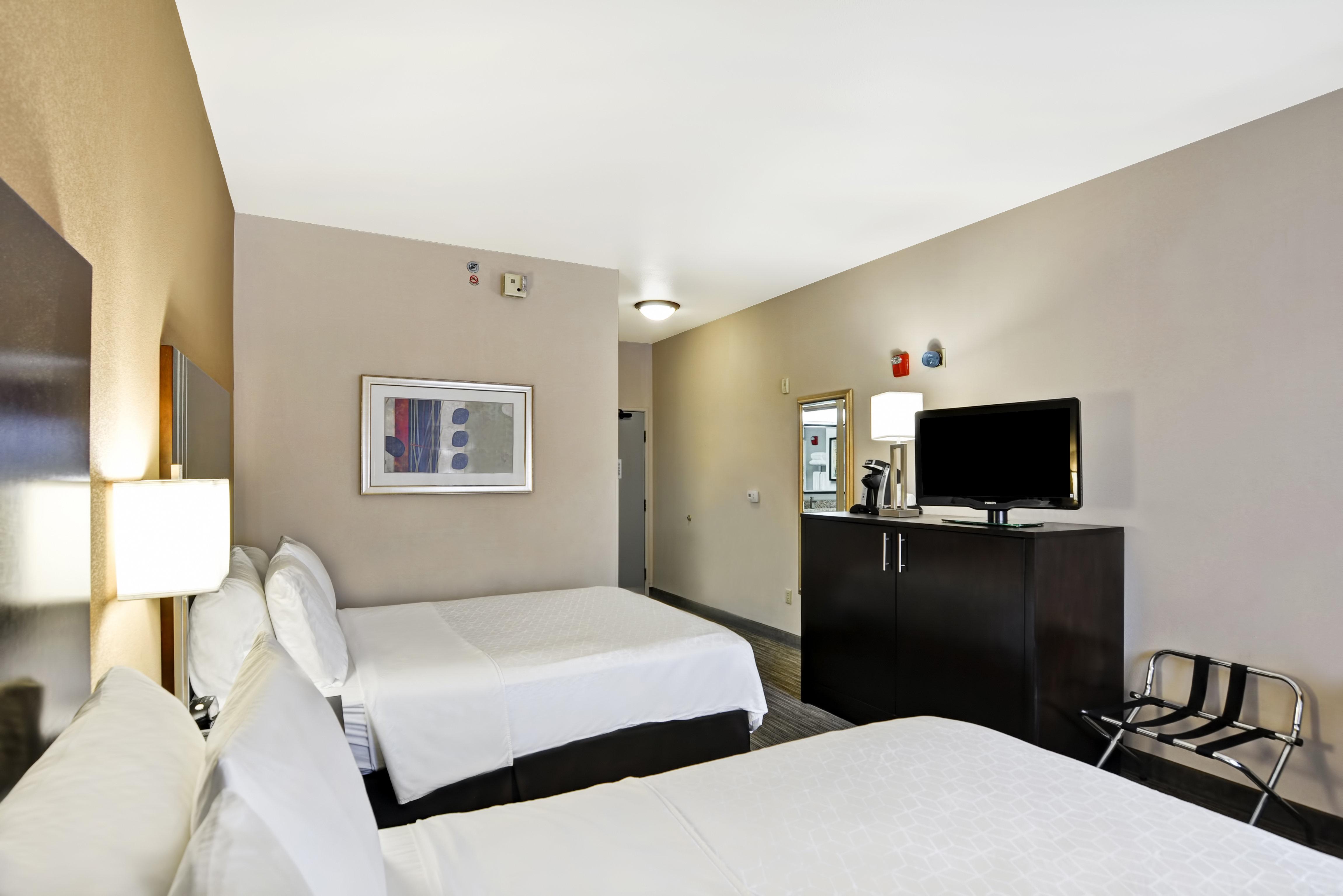 Holiday Inn Express Hotel & Suites Milwaukee-New Berlin By Ihg Luaran gambar
