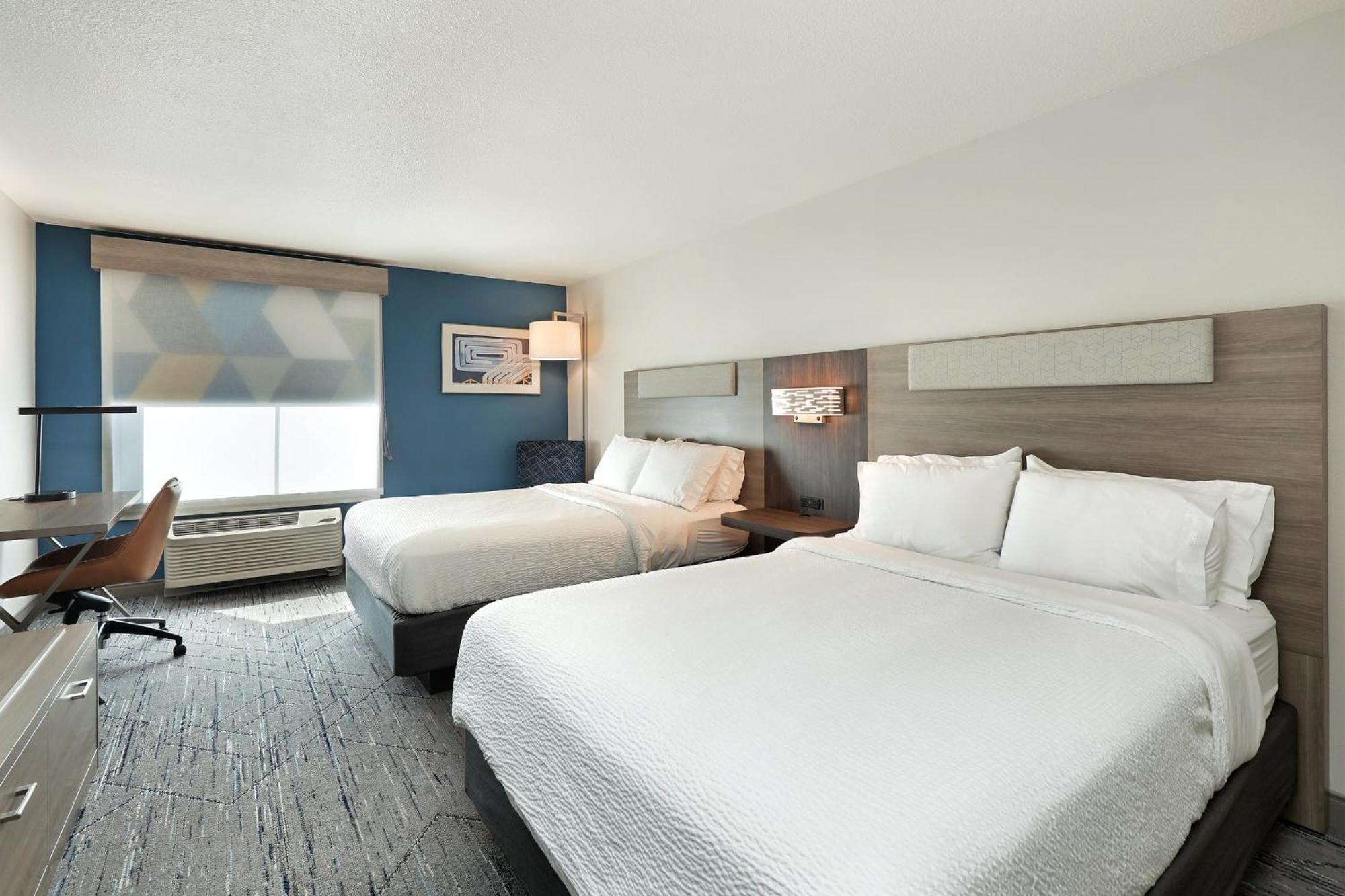 Holiday Inn Express Hotel & Suites Milwaukee-New Berlin By Ihg Luaran gambar