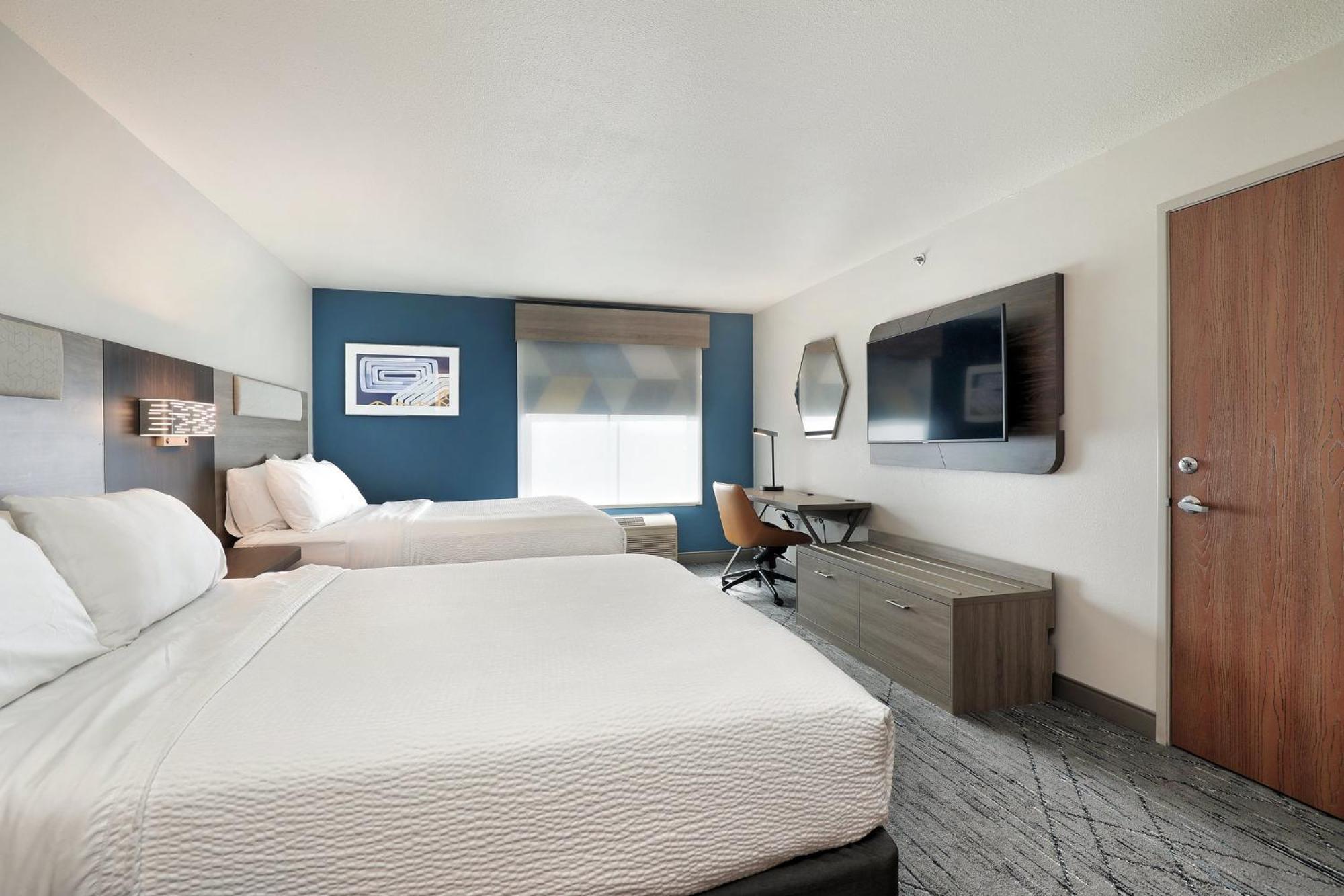 Holiday Inn Express Hotel & Suites Milwaukee-New Berlin By Ihg Luaran gambar