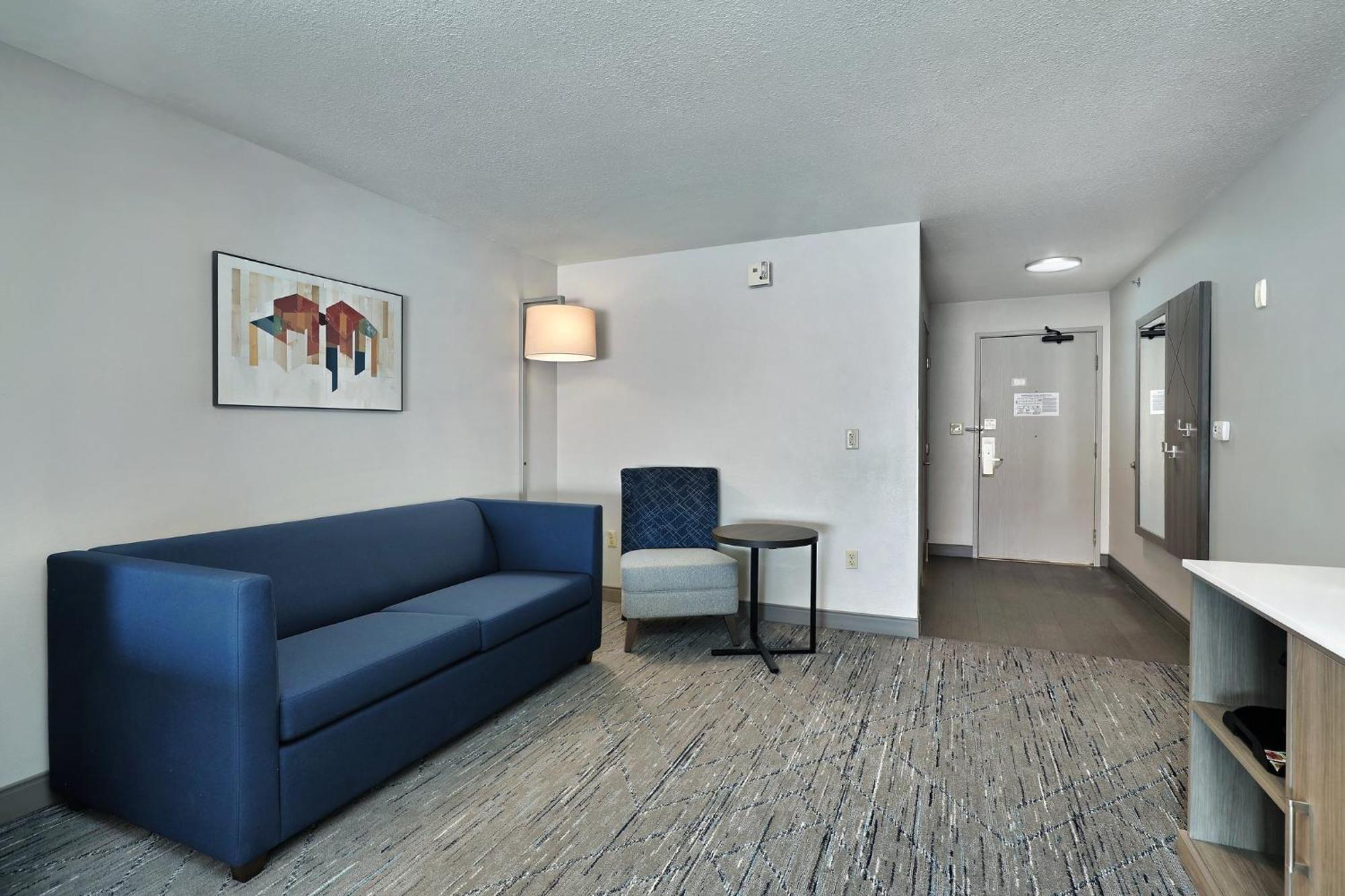 Holiday Inn Express Hotel & Suites Milwaukee-New Berlin By Ihg Luaran gambar
